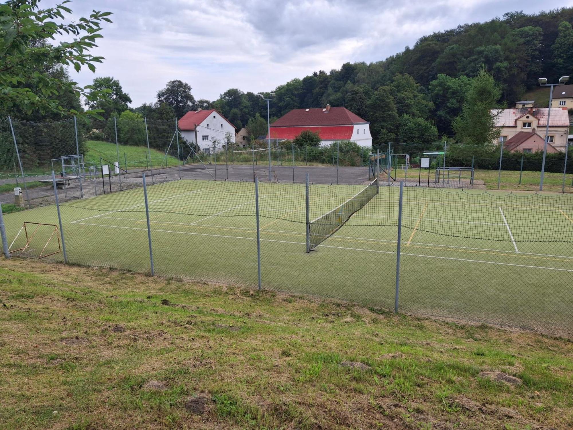 Ubytovani U Kostela Ústí nad Labem Exteriör bild